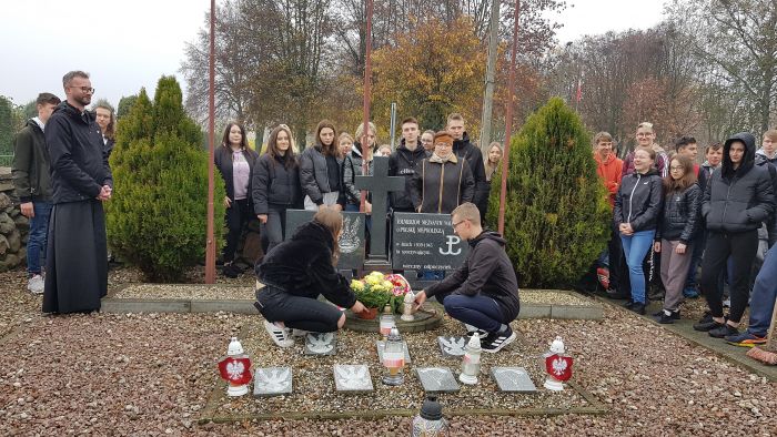 Akcja Szkoła Pamięta