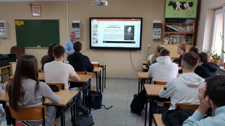 Niecodzienne lekcje historii