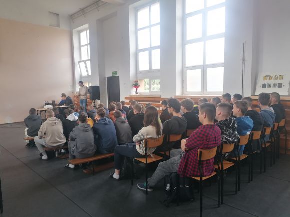 PRL- państwo totalitarne?